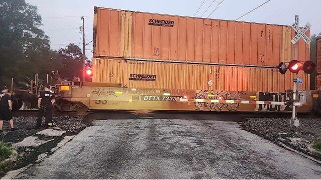 Train and Vehicle Collide on Cedar Lake Road in Decatur - Alabama News ...